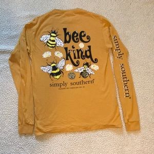 Simply Southern “bee kind” long sleeve shirt size S